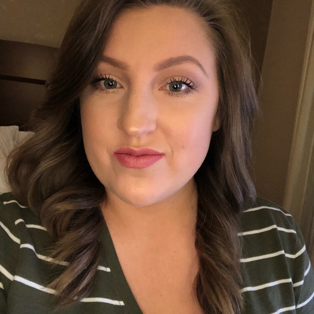 Meet your Posher, Lindsay